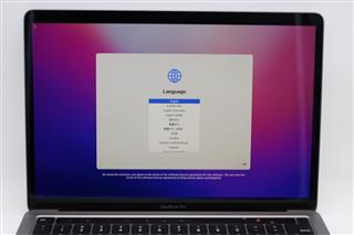 APPLE MACBOOK PRO A2338 - 8GB - 256GB - M2 CHIP - 2022 - 13